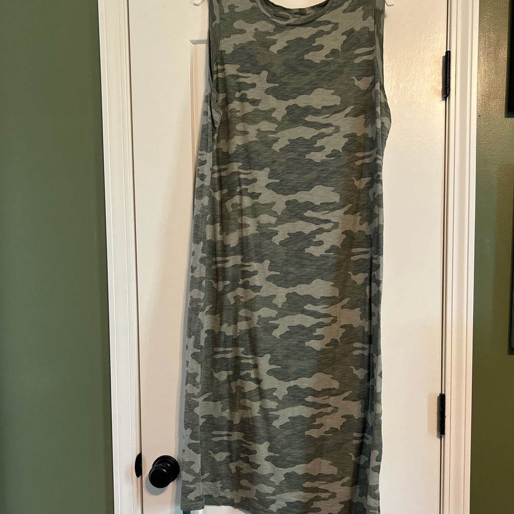 Universal threads tank camo dress